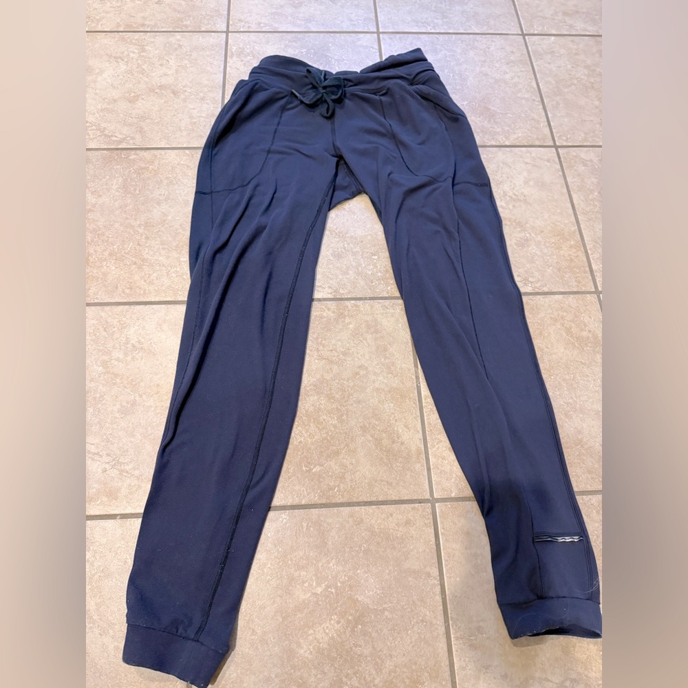 Lululemon navy blue joggers